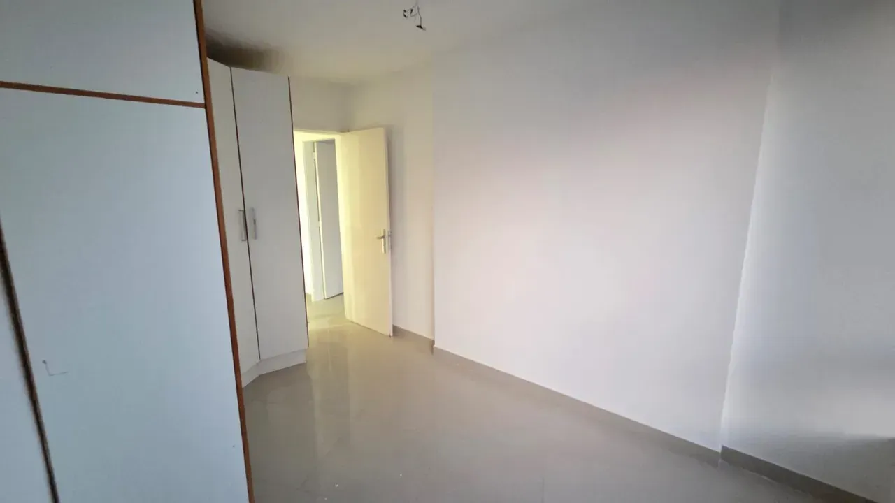 85 m² rental apartment with 2 bedrooms and 3 bathrooms — photo 6