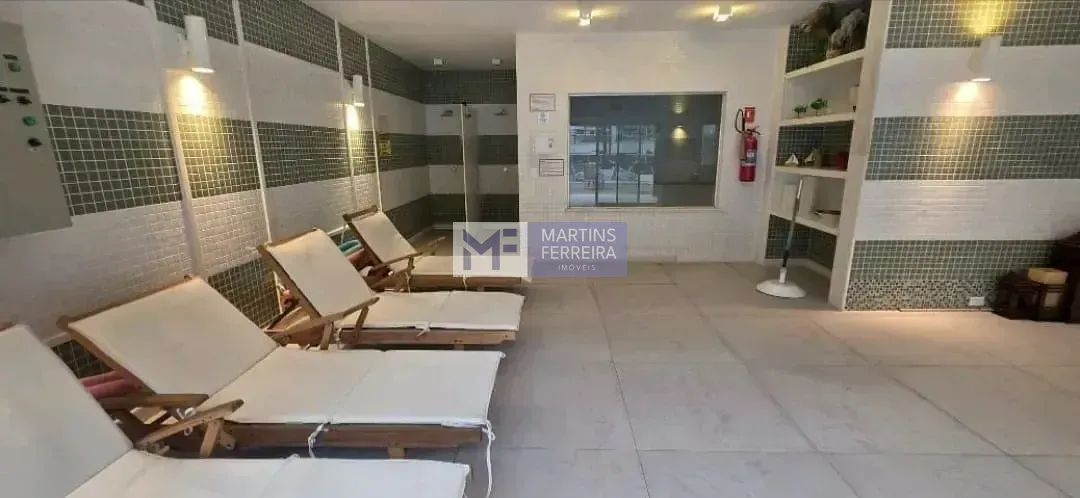 2-bedroom apartment with 2 bathrooms and a balcony — photo 12