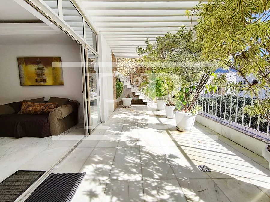Furnished apartment with 4 bedrooms and 400 m² — photo 10