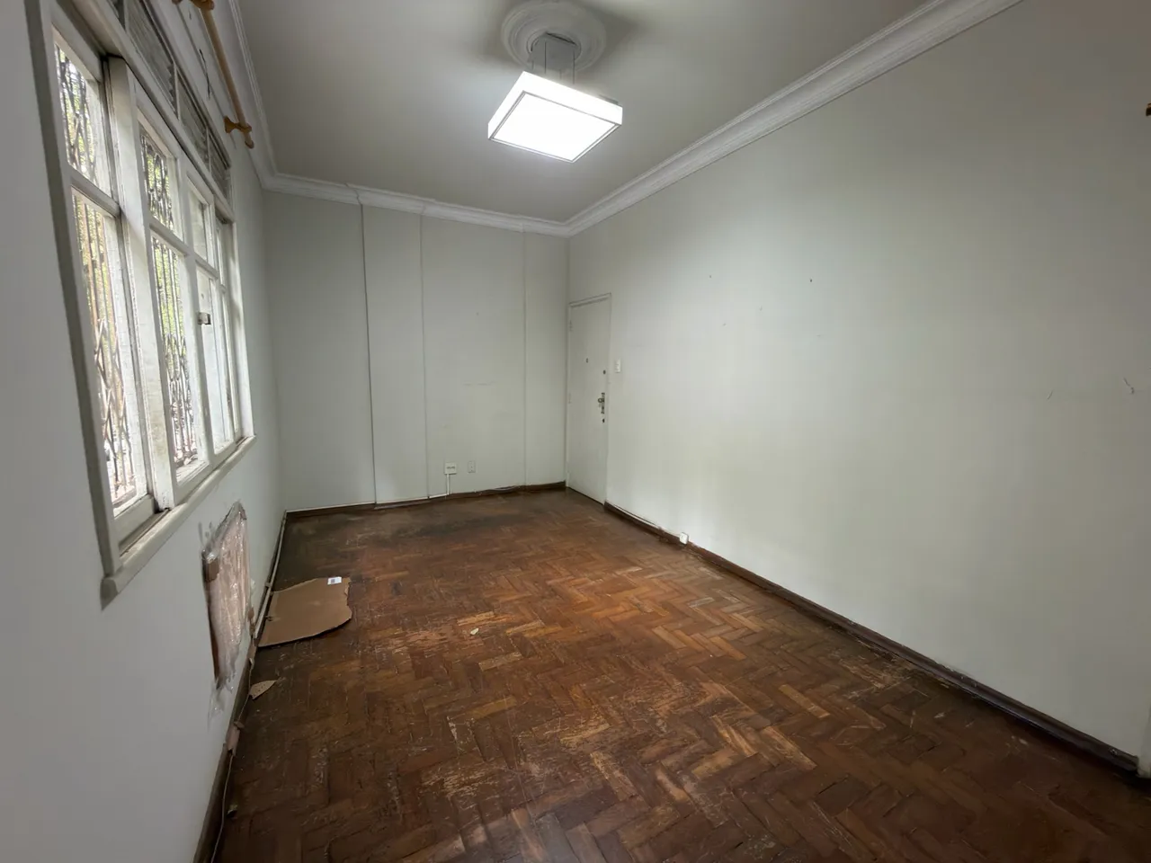 Apartment, 81 m², with wood or laminate floors — photo 6