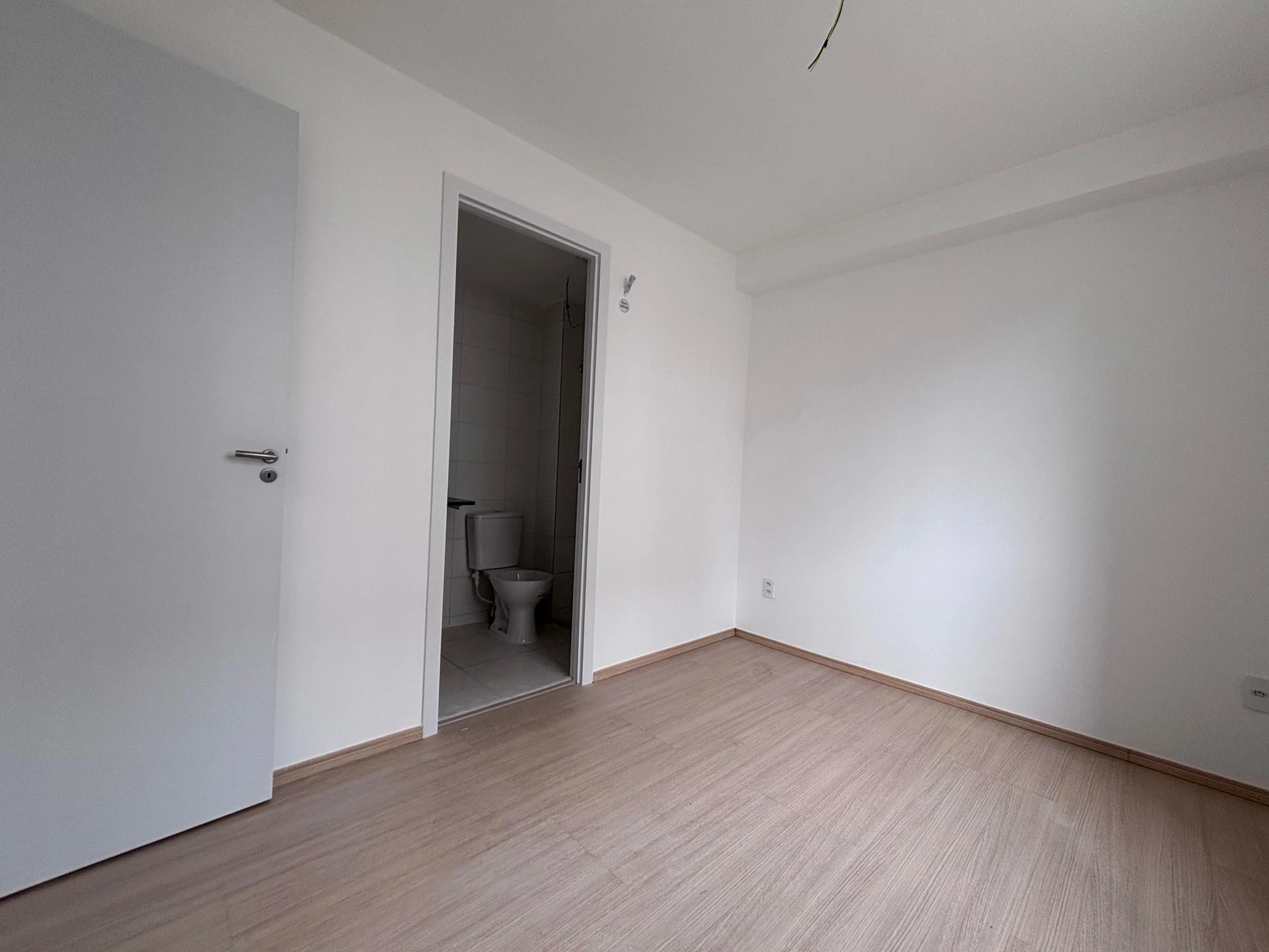 Квартира з 2 кімнатами, власною ванною і балконом — photo 20
