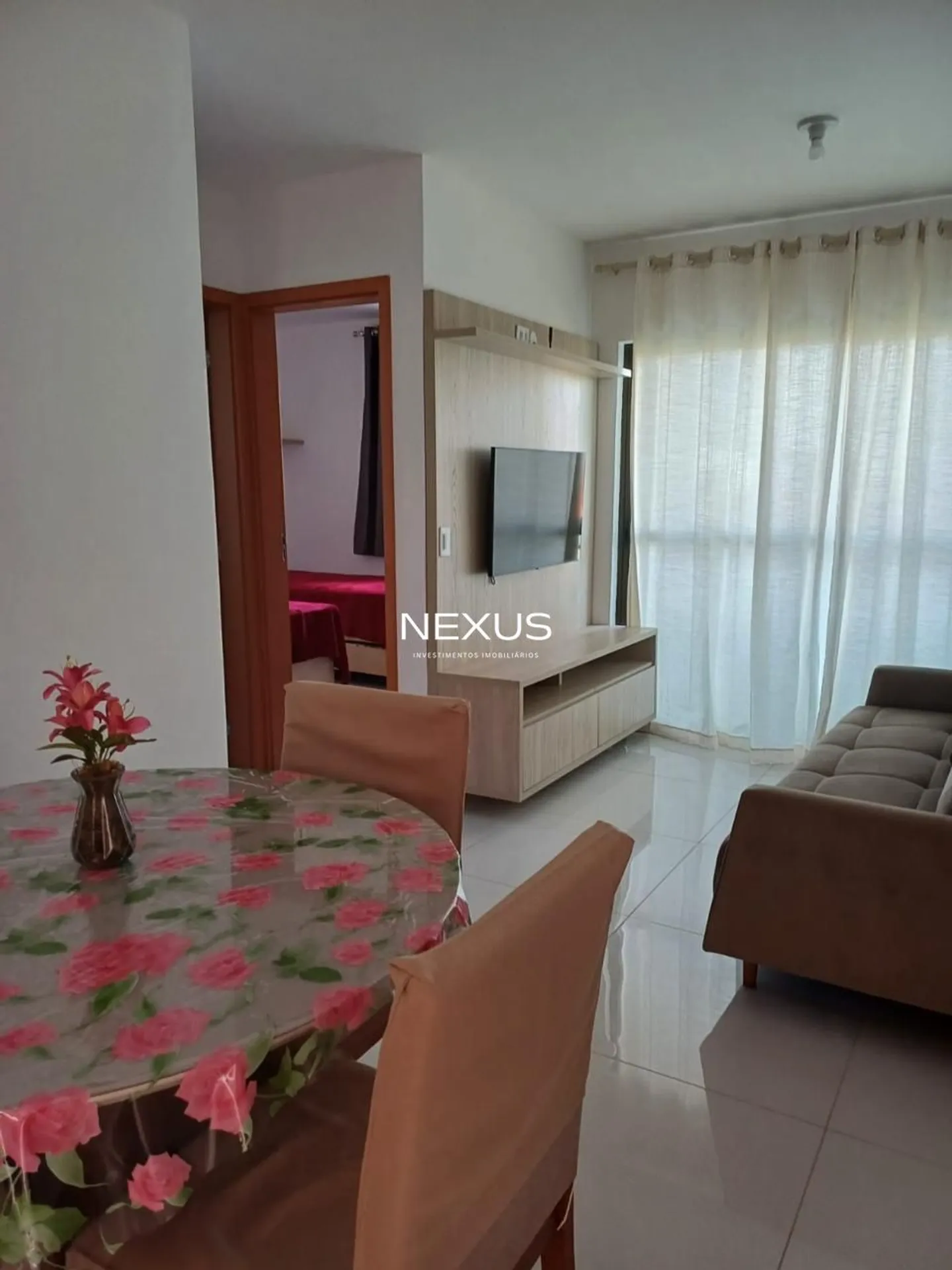 2-bedroom apartment, 1 with its own bathroom, 250 m²