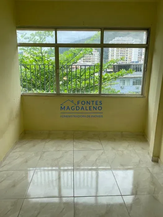 2-bedroom apartment with a mountain view in Rio de Janeiro — photo 3