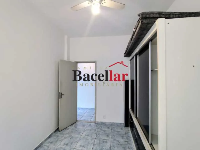 Washing machine in a one-bedroom apartment, 42 m² — photo 19