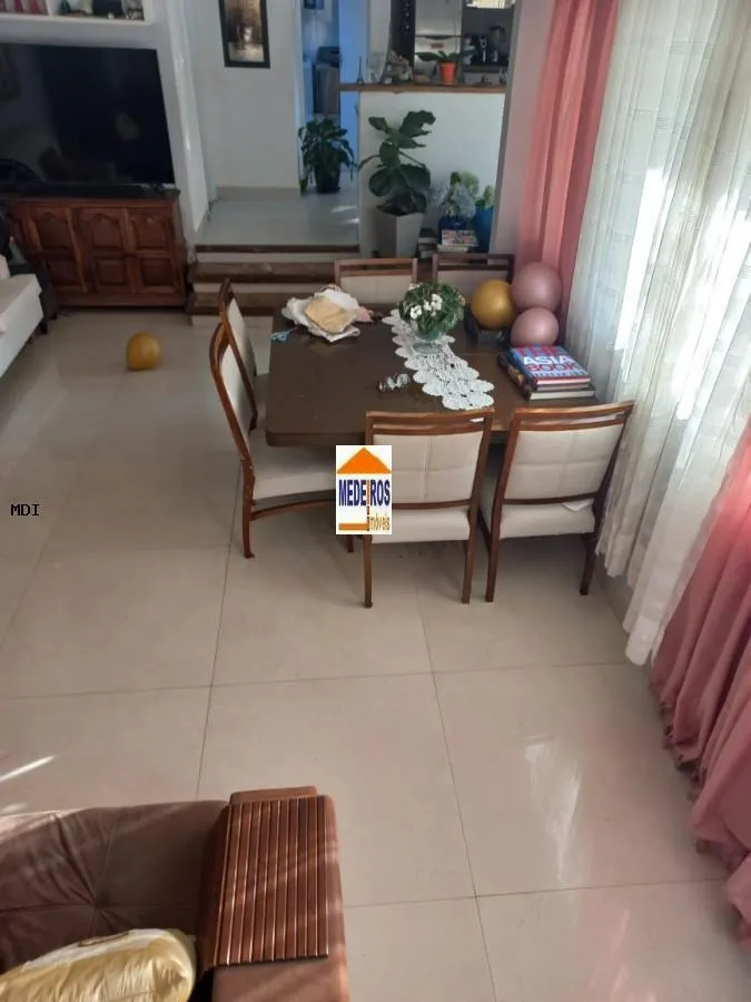 Rental house with 3 bedrooms and 3 bathrooms — photo 14