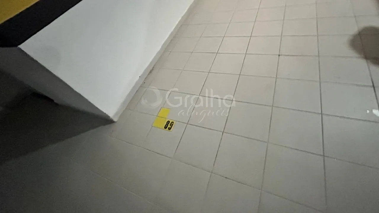 Furnished apartment, 119 m², with floor-to-ceiling windows — photo 46