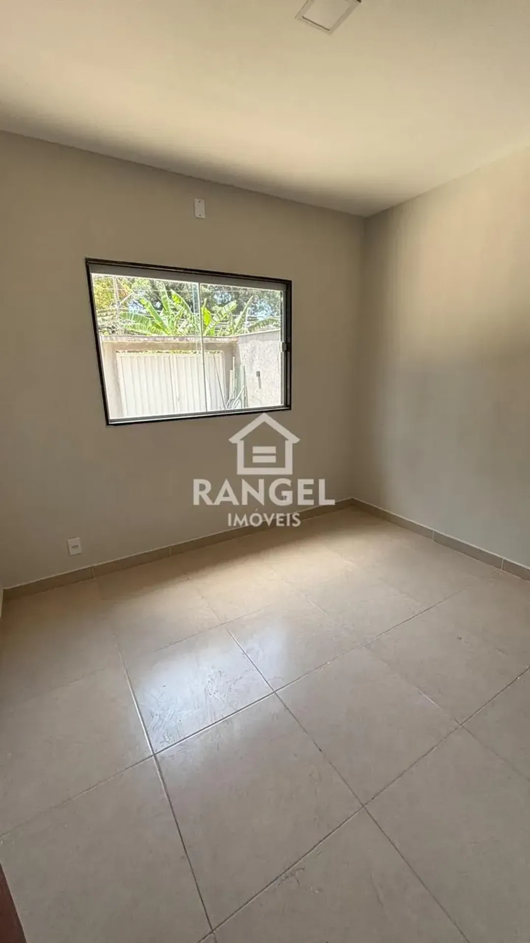 Casa linear com 3 suítes e quintal amplo — photo 4