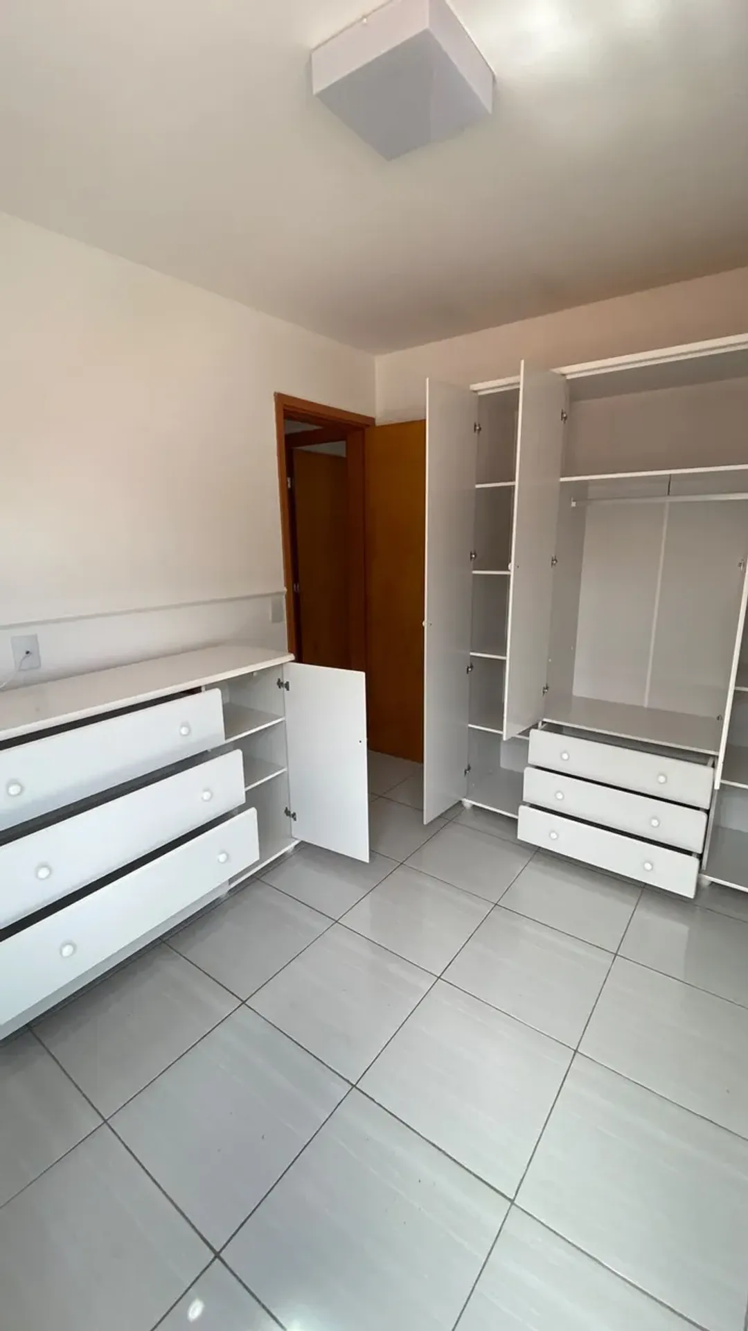 3-bedroom apartment, 1 with its own bathroom, 73 m² — photo 14