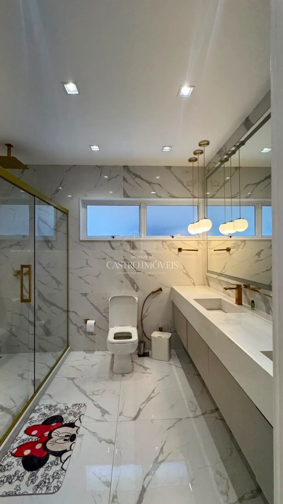 540 m² triplex house with 4 en-suite bedrooms — photo 28