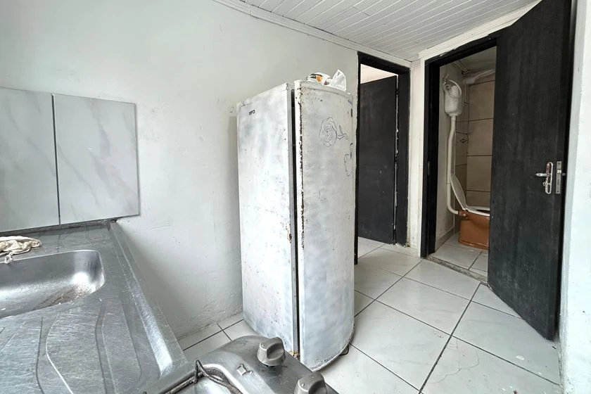 Квартира с 1 спальней без мебели и отдельной кухней с газом — photo 7