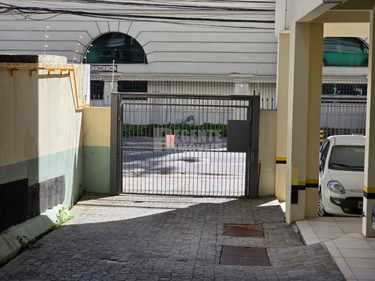 Apartamento de 2 dormitorios de 85 m² con barbacoa — photo 25
