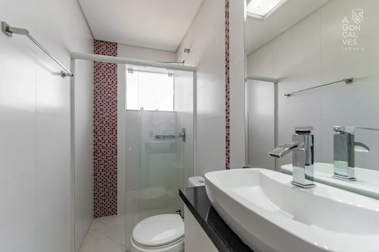 Furnished house with 4 suites and 5 parking spots — photo 11