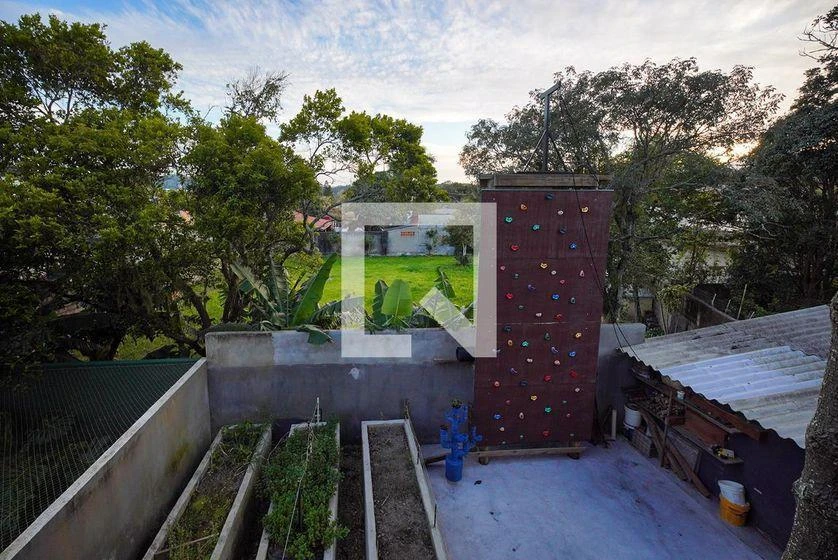 Mountain view in a 5-bedroom house, 330 m² — photo 17