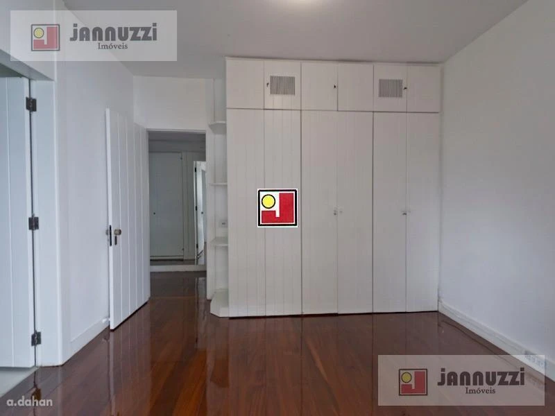 Water view in a 4-bedroom apartment, 319 m² — photo 49