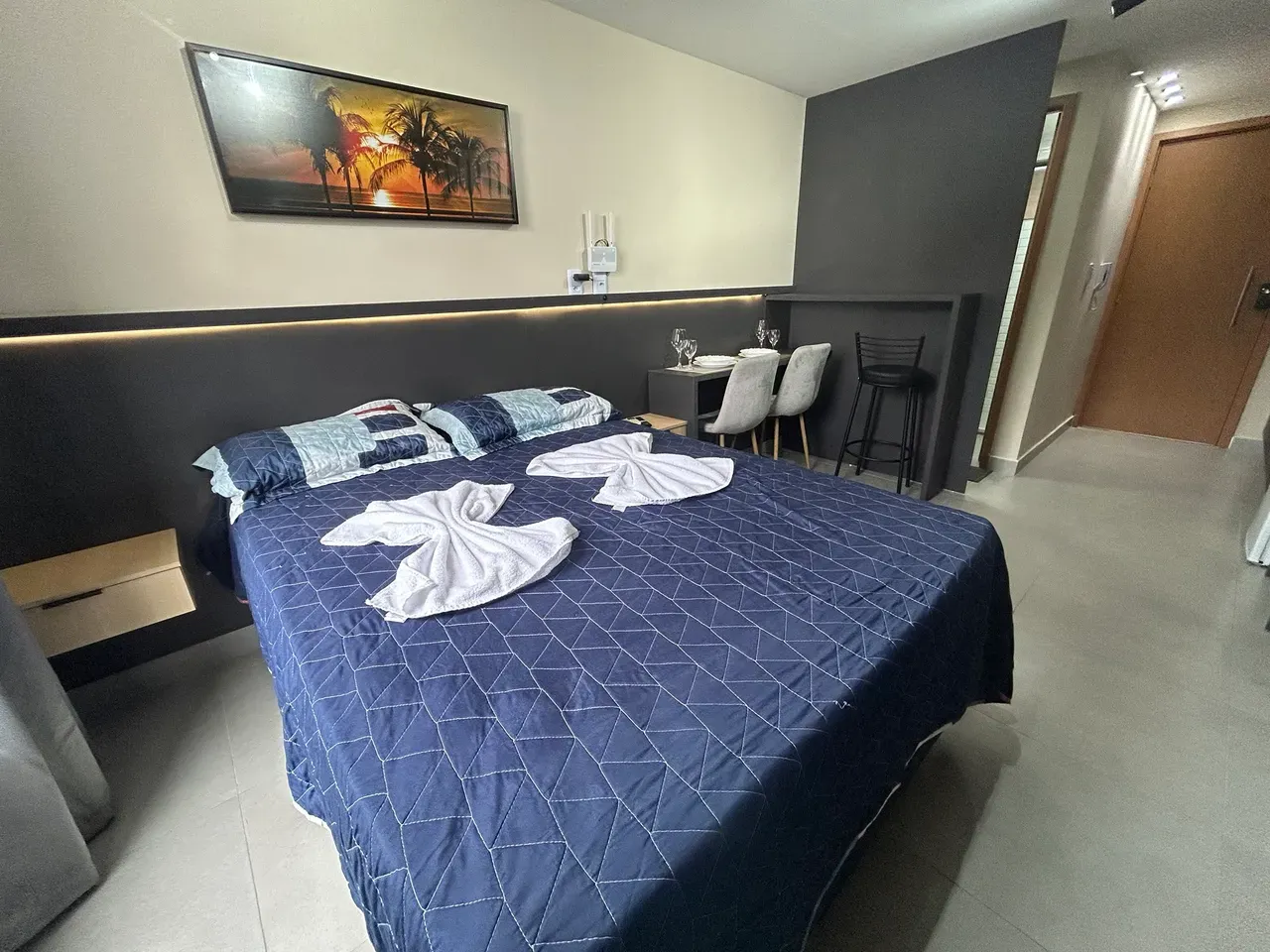 Apartamento amueblado de 1 dormitorio en el 2º piso