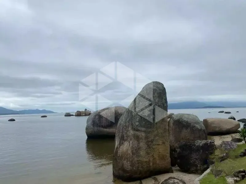 Жилой дом с 5 спальнями и встроенным грилем на балконе — photo 6