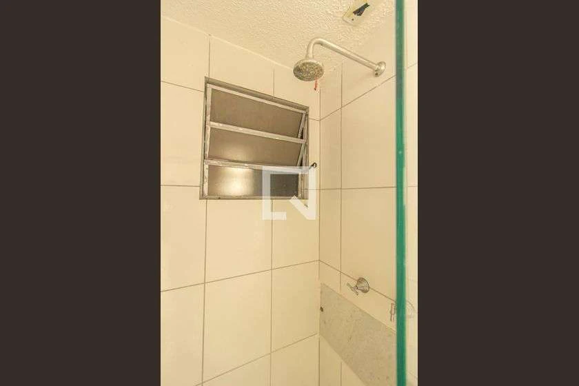 Apartamento com 2 quartos e suíte com banheiro — photo 57