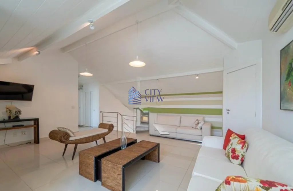 House with 5 bedrooms, 5 bathrooms and 5 parking, 1000 m² — photo 26