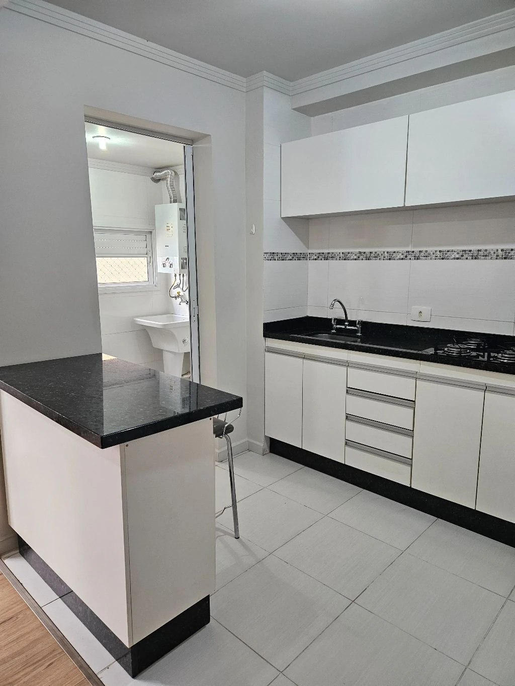 Furnished 1-bedroom apartment with 47 m² — photo 4