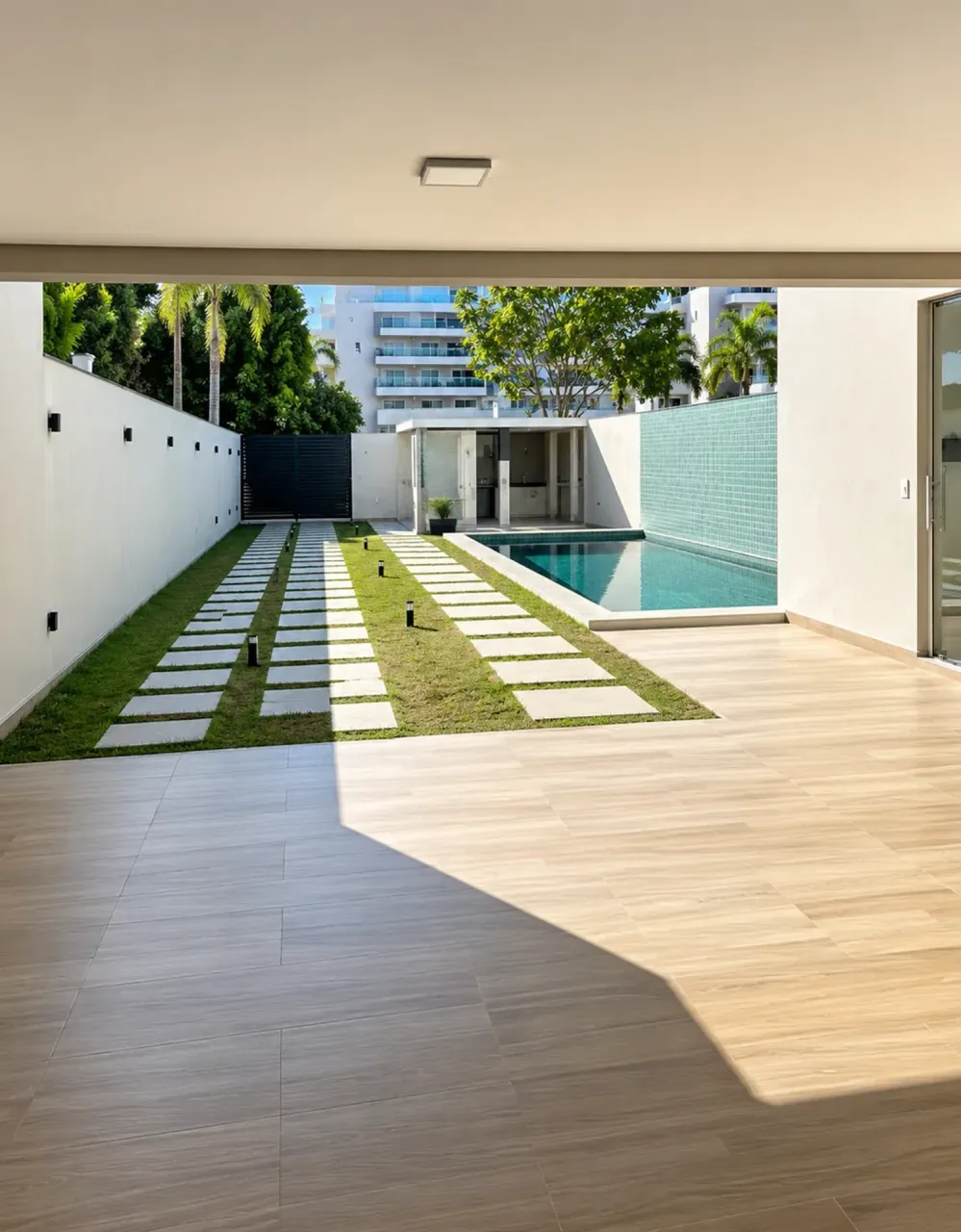 House with 4 bedrooms and 5 bathrooms, closed kitchen — photo 15