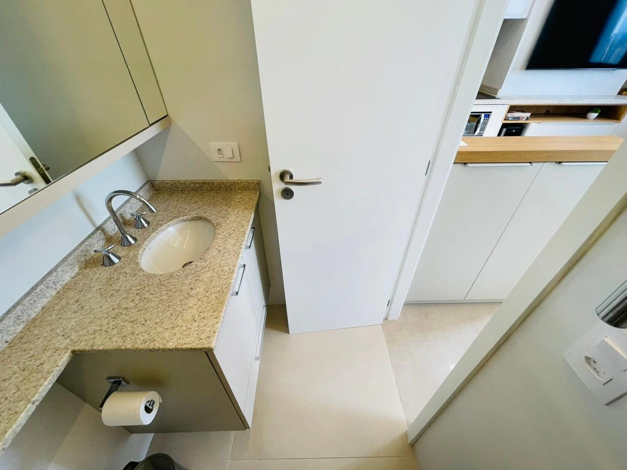 Furnished apartment, 30 m², with a washing machine — photo 18