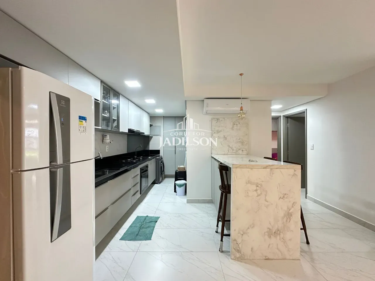Ванна та 2 спальні: квартира 70 м² — photo 2
