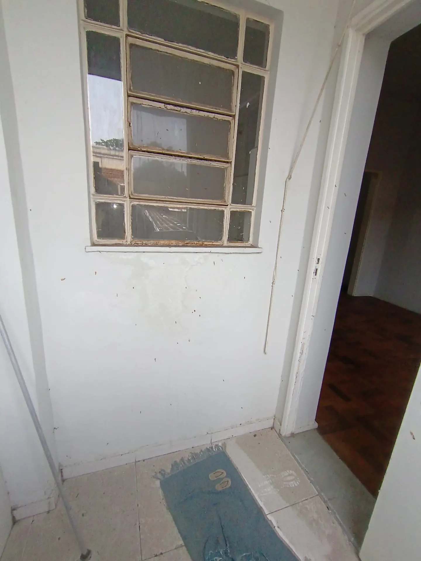 Apartment, 32 m², with wood or laminate floors — photo 6