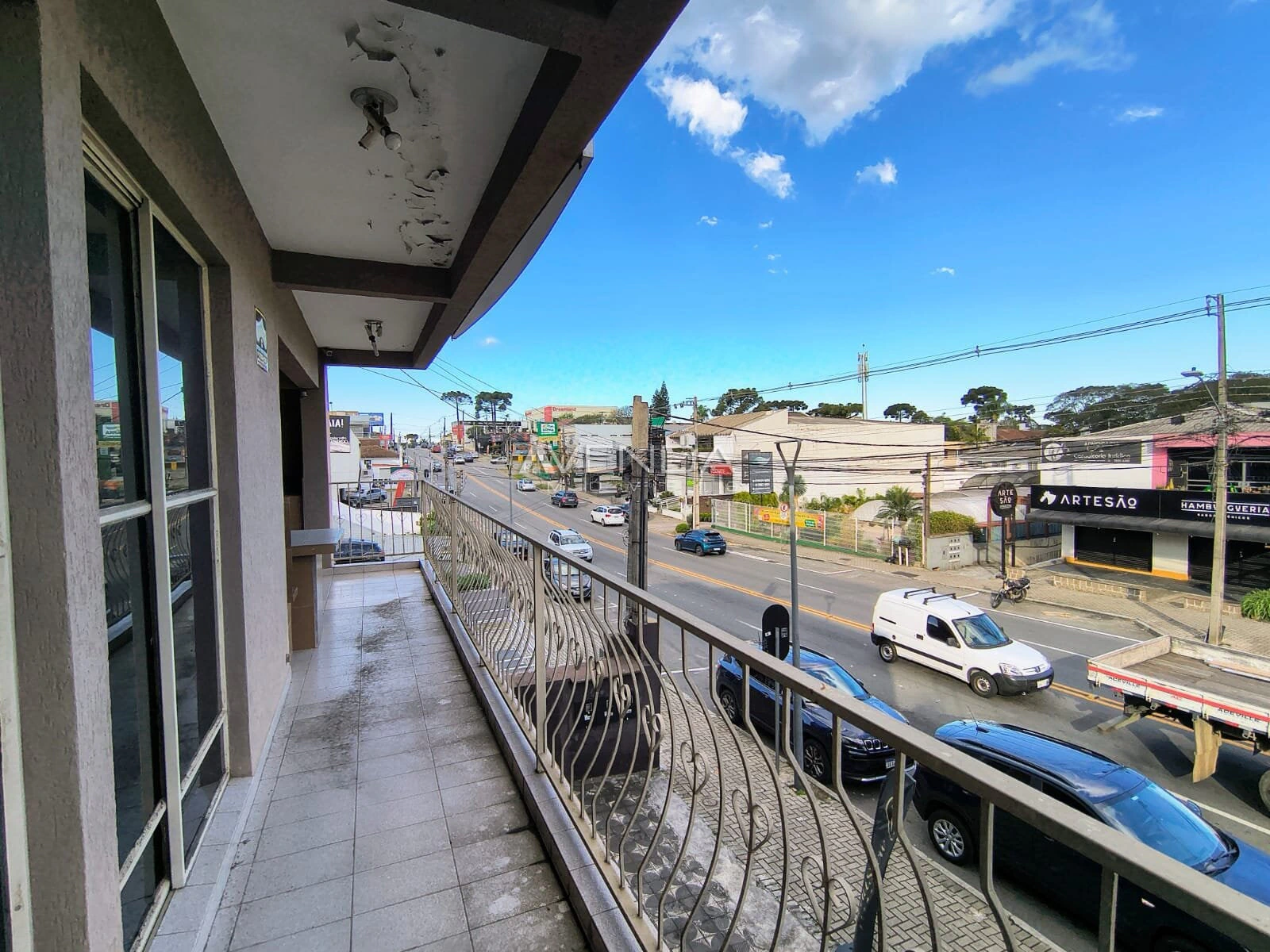 Furnished 3-bedroom apartment with a real workspace