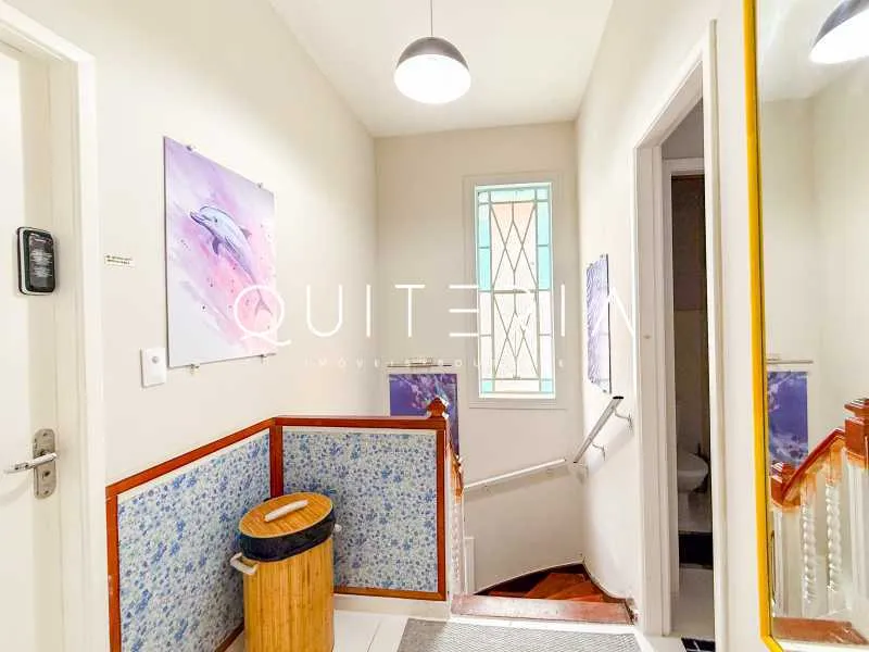 Casa com cozinha integrada e 3 quartos, 5 banheiros — photo 3