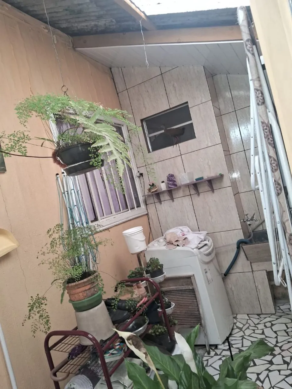 Washing machine in a one-bedroom house, 40 m² — photo 19