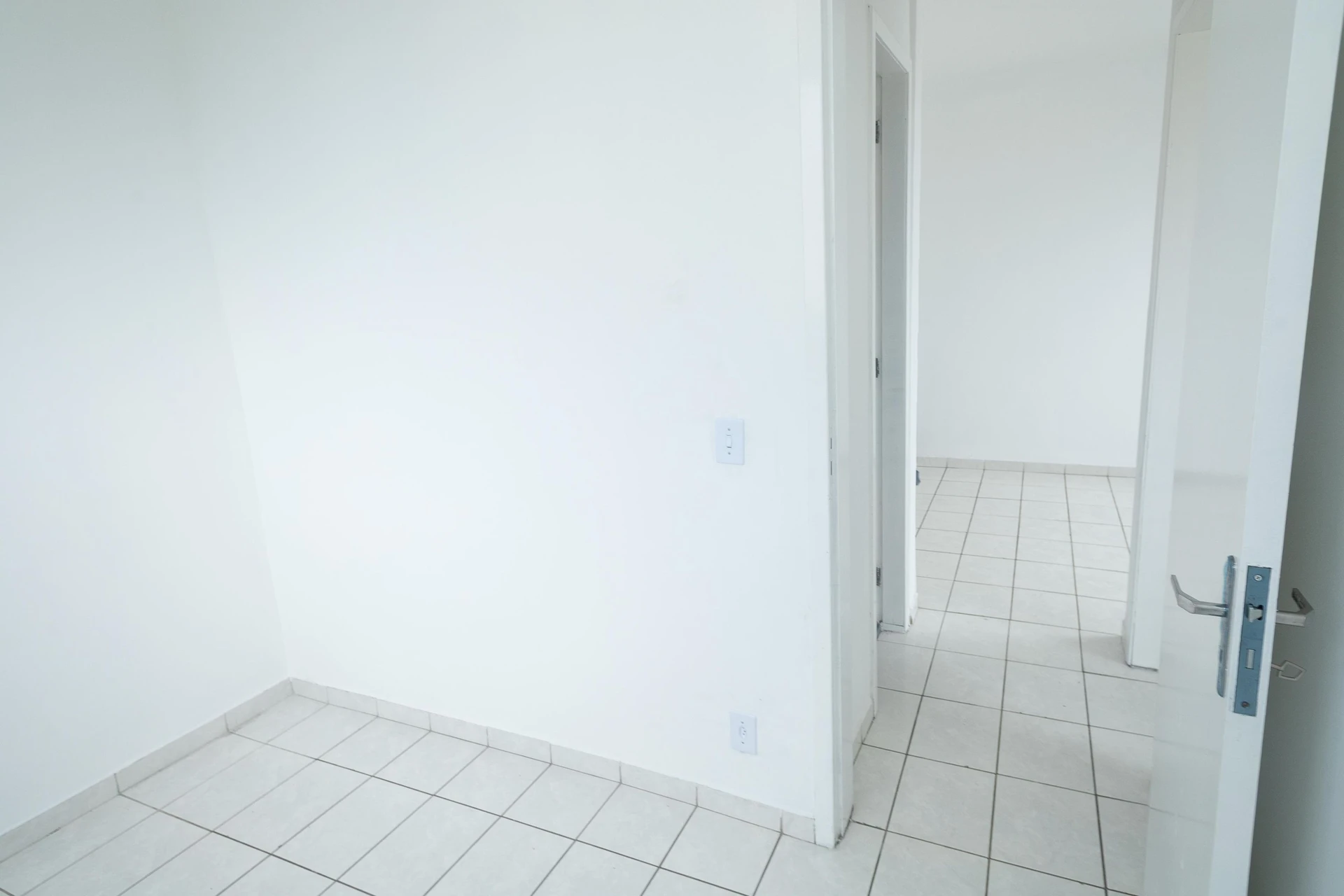 2-bedroom apartment with private garden and 1 parking spot — photo 19