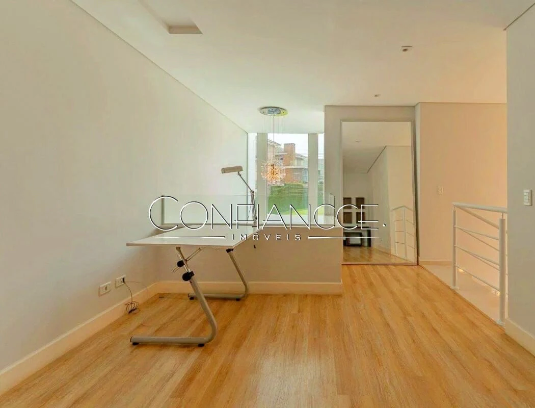 Furnished house, 350 m², with floor-to-ceiling windows — photo 16