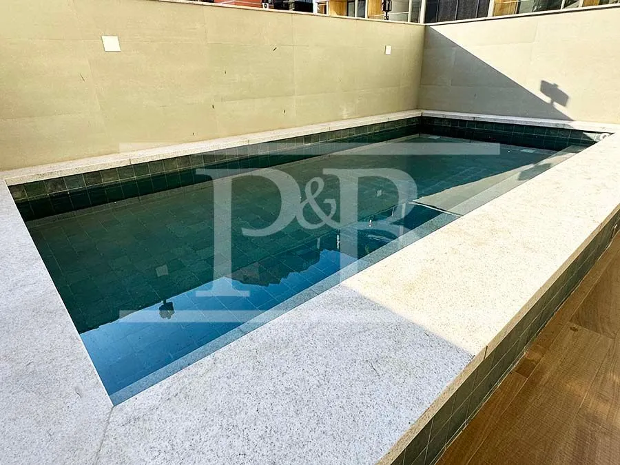 Furnished 2-bedroom apartment with enclosed balcony — photo 24