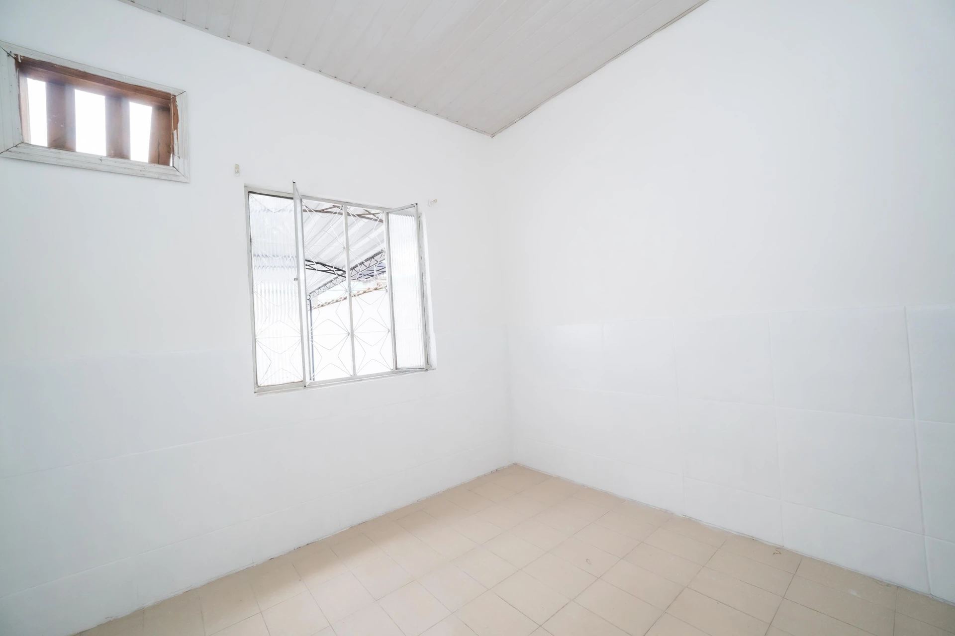 2-bedroom house with a garden — photo 31