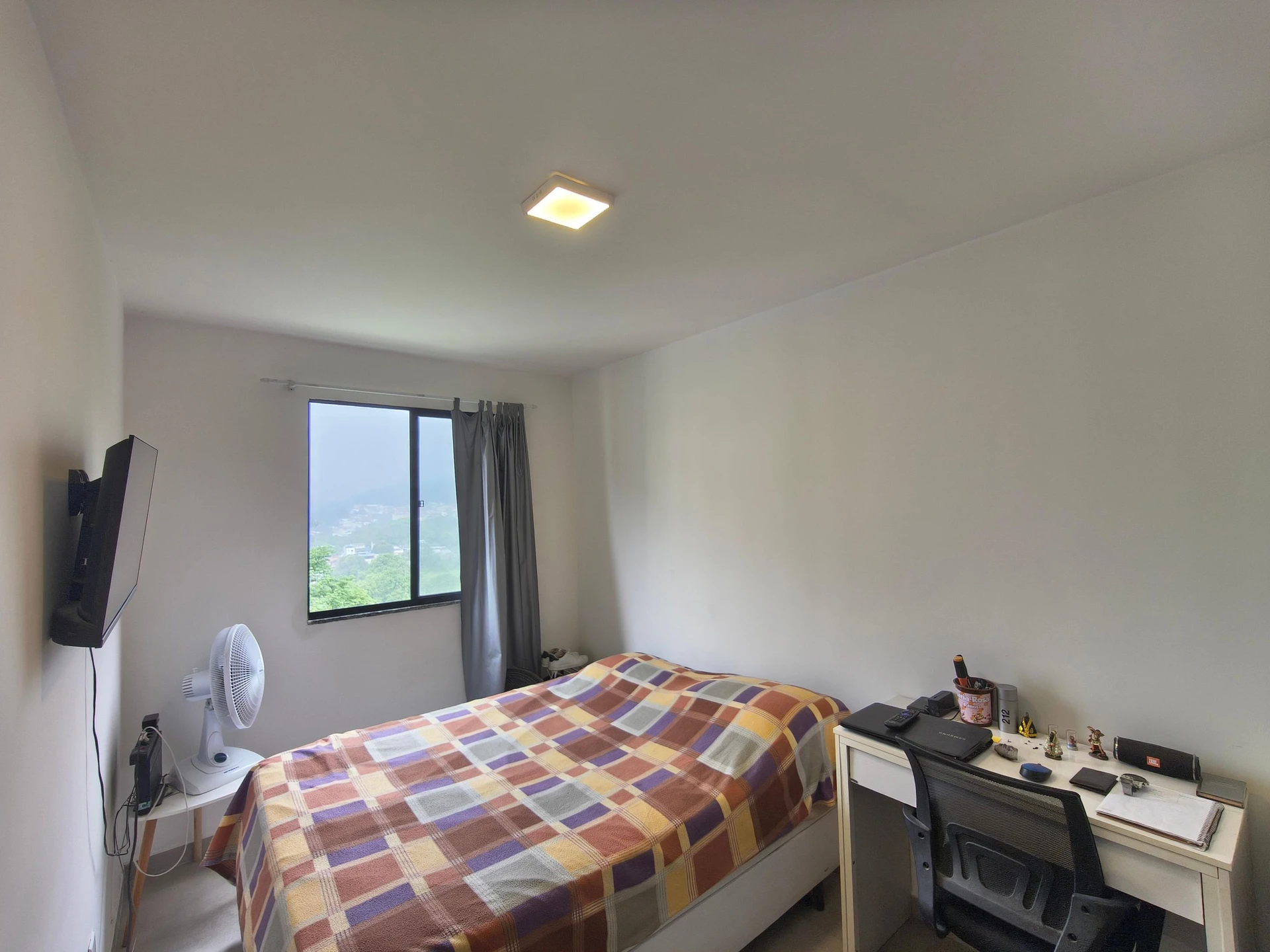 Furnished apartment, 47 m², with a park view — photo 3