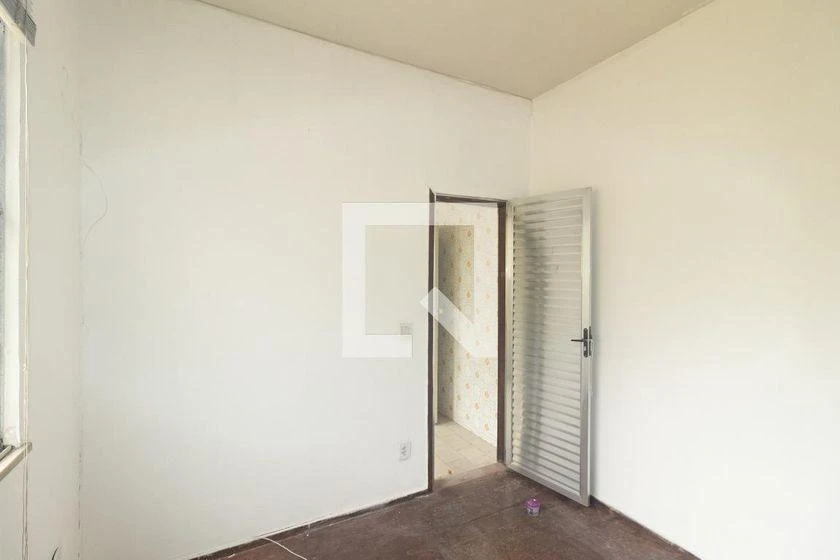 House, 500 m², with wood or laminate floors — photo 42