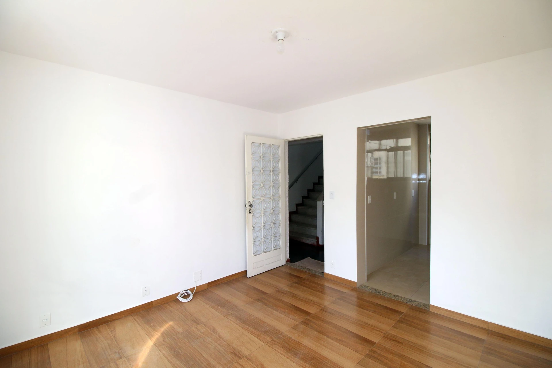 Apartment, 48 m², with wood or laminate floors — photo 21