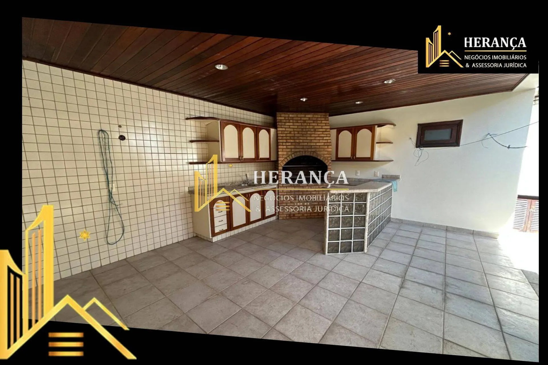 Furnished linear house with 3 bedrooms and enclosed kitchen — photo 38