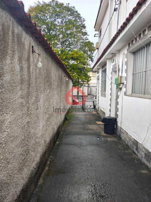 Casa de vila de 135 m² con 3 dormitorios y barbacoa en la terraza — photo 3