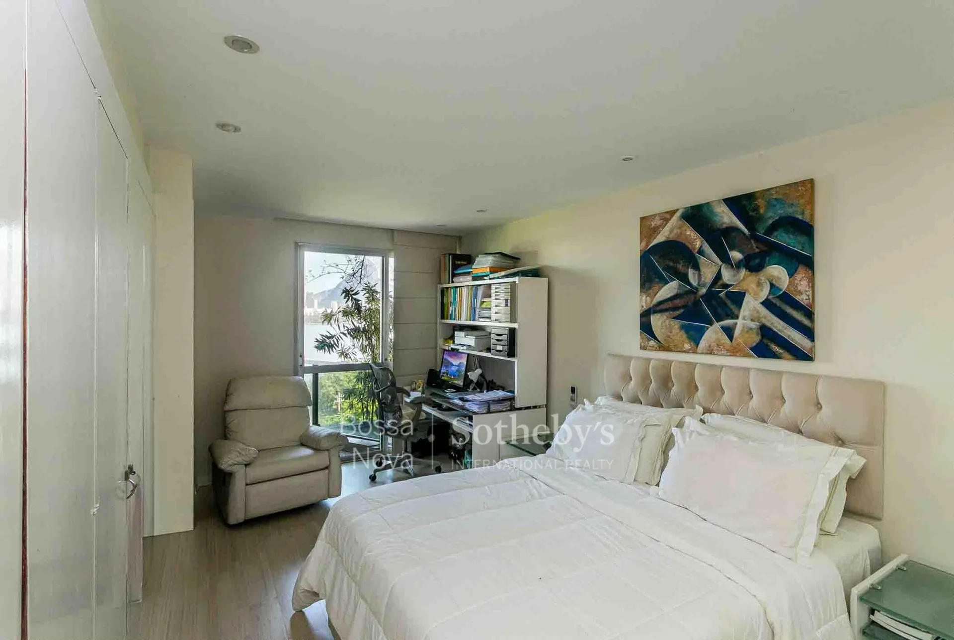 Apartamento mobiliado de 3 quartos com vista para a água — photo 14