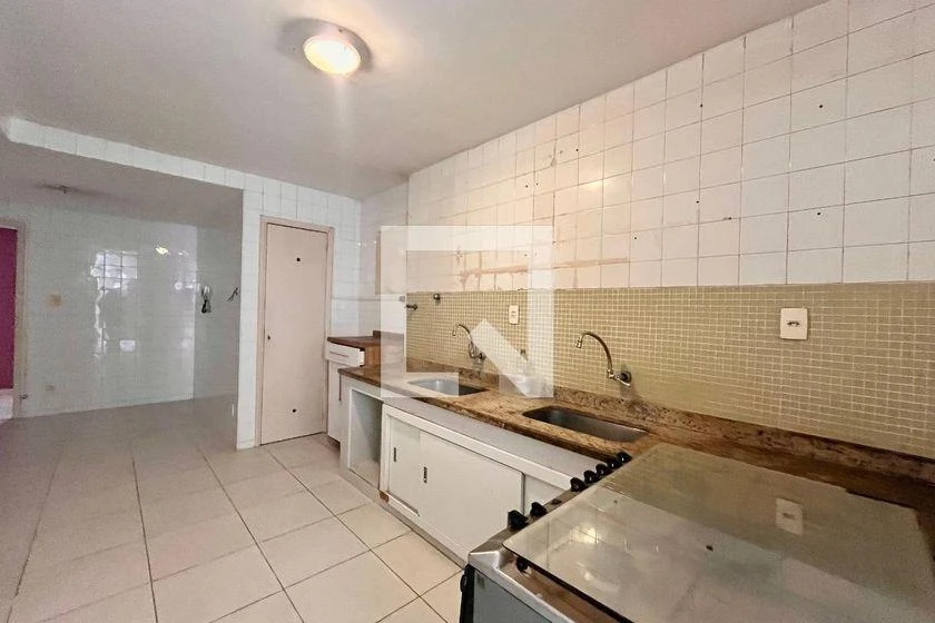 3-bedroom apartment with a home office in Rio de Janeiro — photo 24