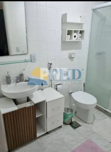 Furnished 2-bedroom apartment with open-plan kitchen — photo 13