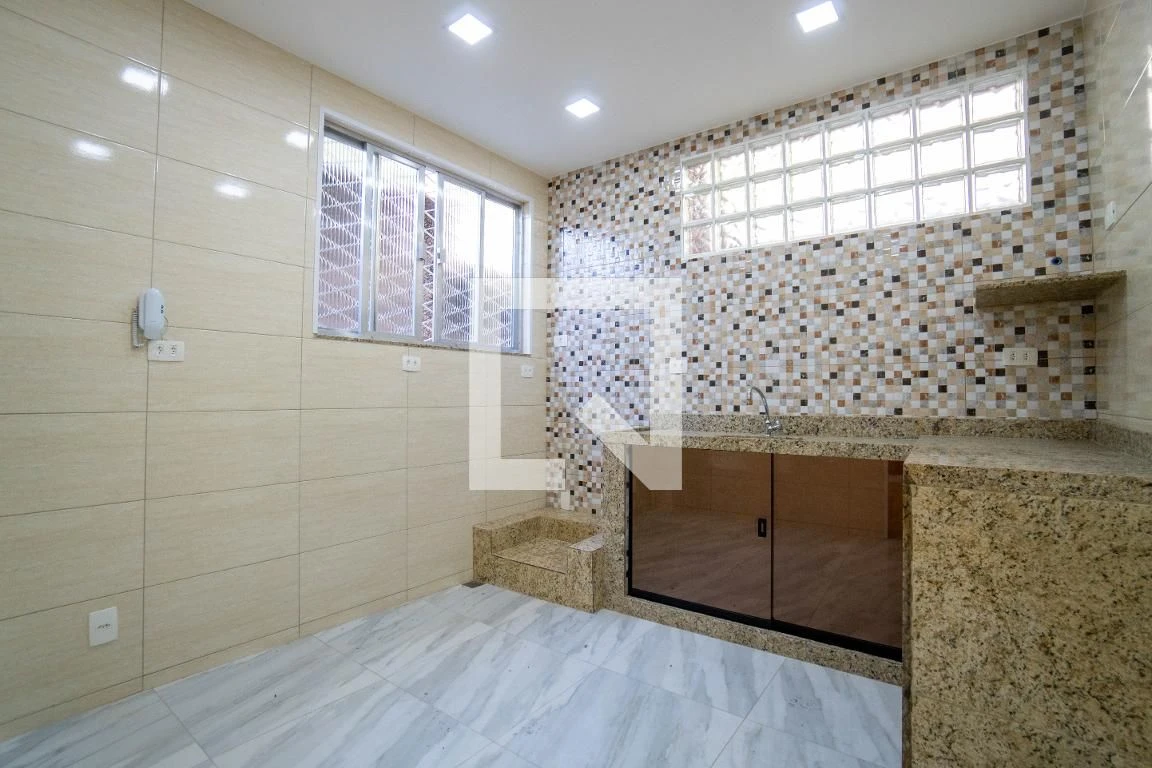 2-bedroom house with a grill on the balcony — photo 2