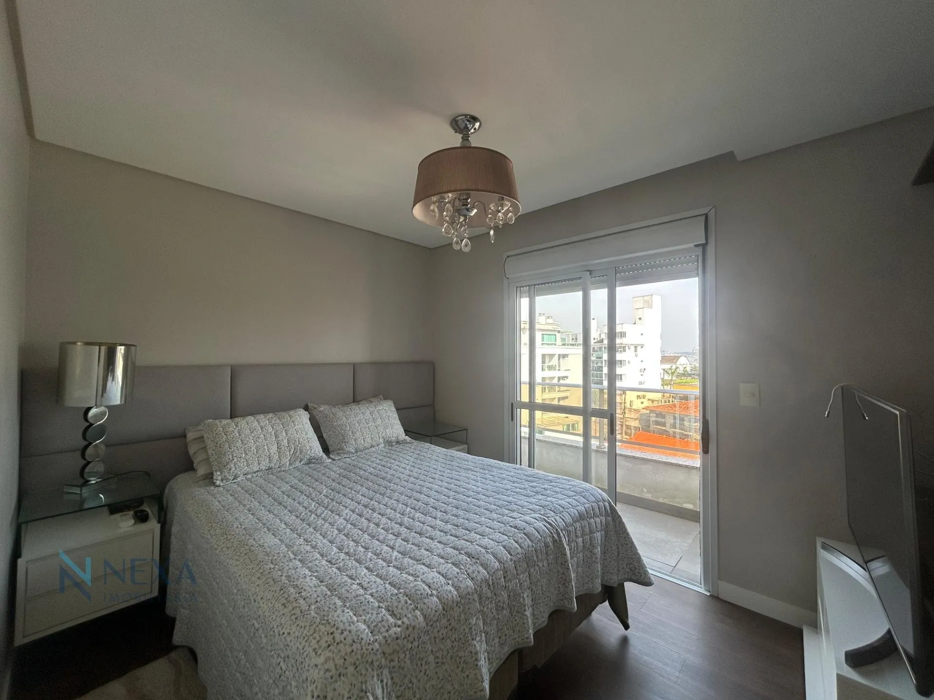 Furnished apartment with 2 en-suites and 152 m² — photo 18