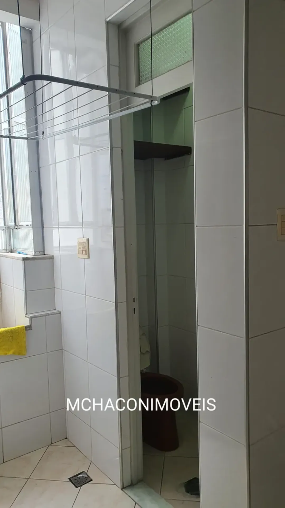 Apartment on the 4th floor with wood or laminate floors — photo 7