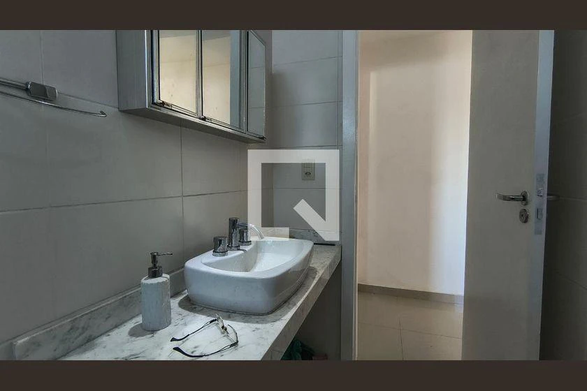 Top-floor duplex with 326 m², 5 bedrooms and 3 parking — photo 39