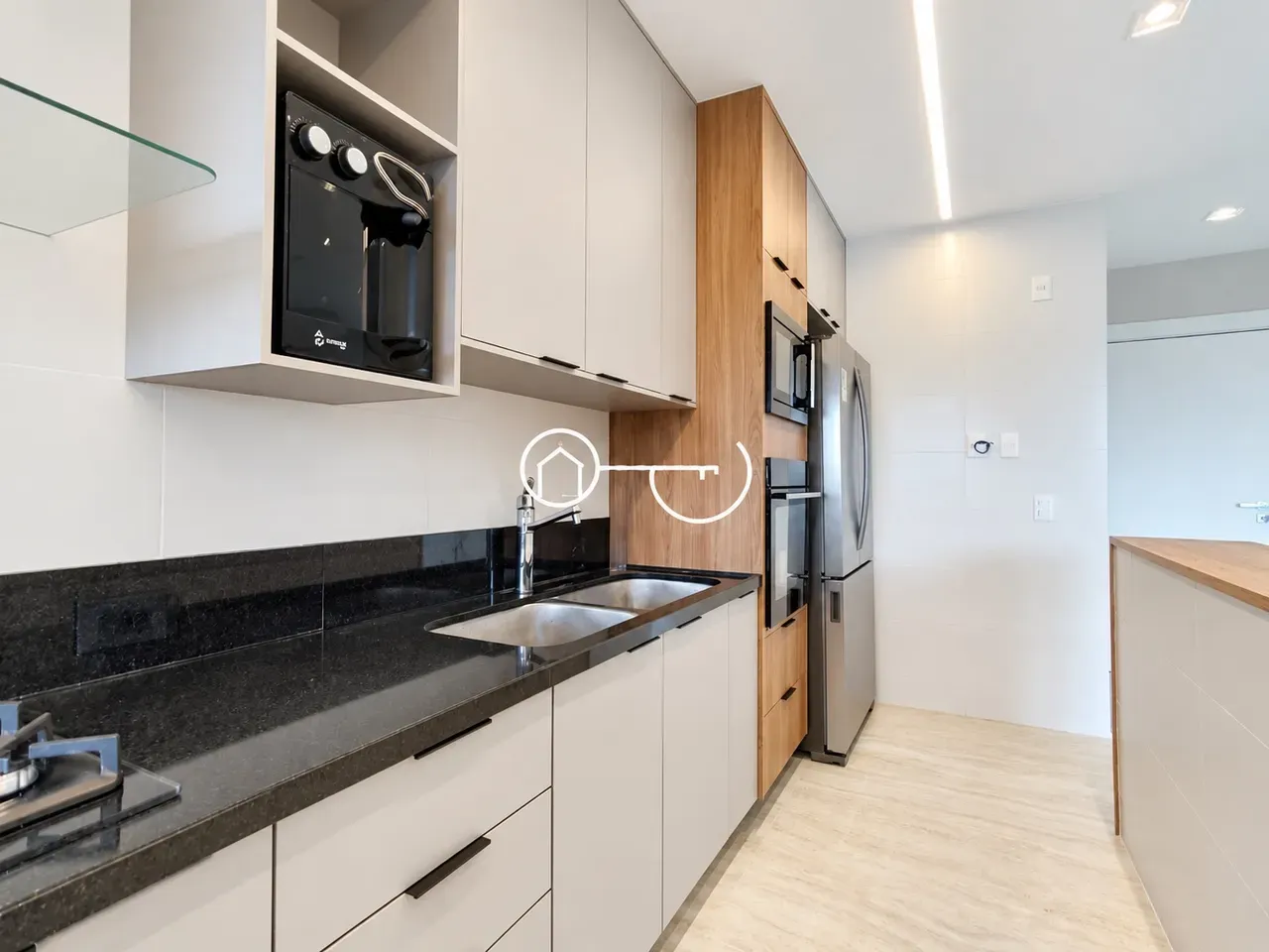 Furnished apartment, 120 m², with a jacuzzi — photo 3