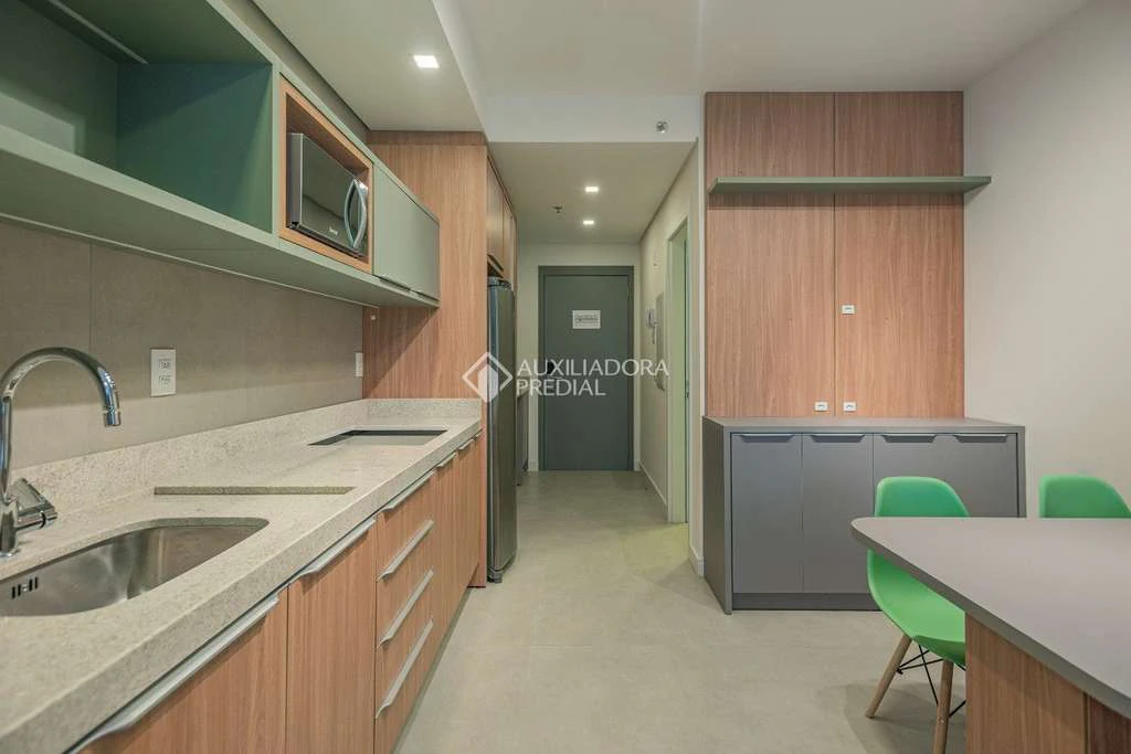 Furnished 1-bedroom apartment with 53 m² — photo 4