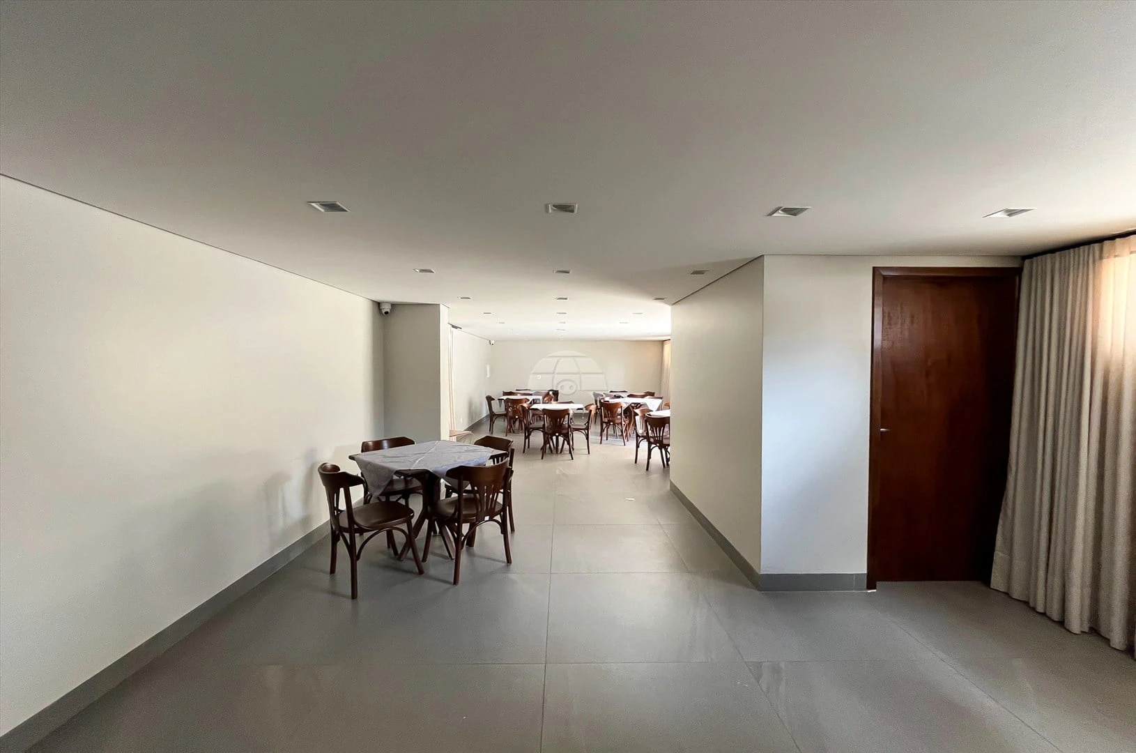 2-bedroom apartment with a washing machine — photo 28
