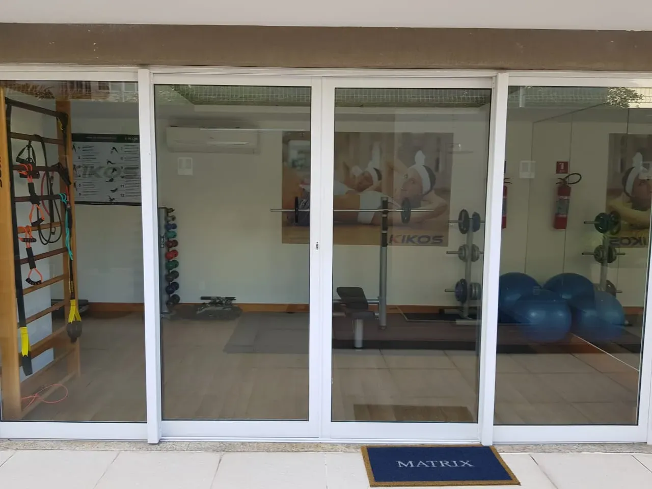 Балкон с грилем и 2 спальни: квартира 91 м² — photo 48